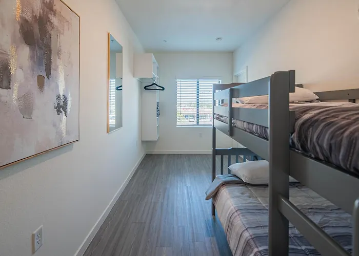 Family Friendly Escape With Large Pool! *