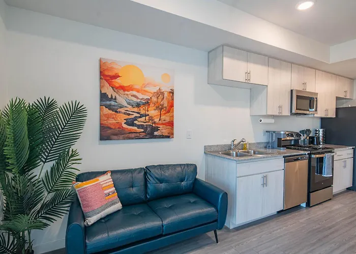 Apartment Family Friendly Escape With Large Pool! Phoenix